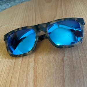 Maui Jim Talk Story MJ779